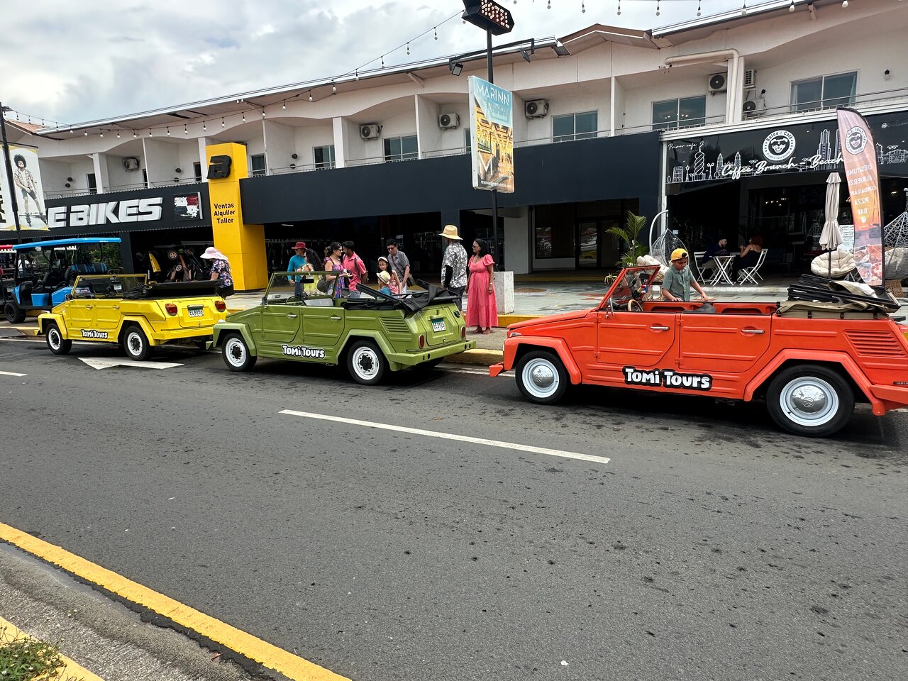 VW Safari tour in Panama City with Tomi Tours